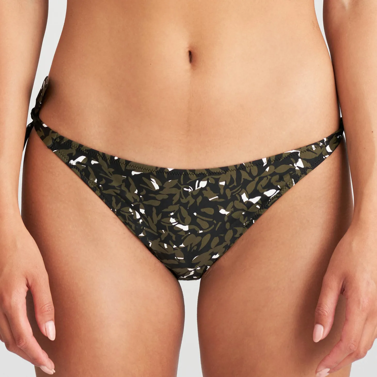 Bas De Maillot De Bain Slip Ficelles