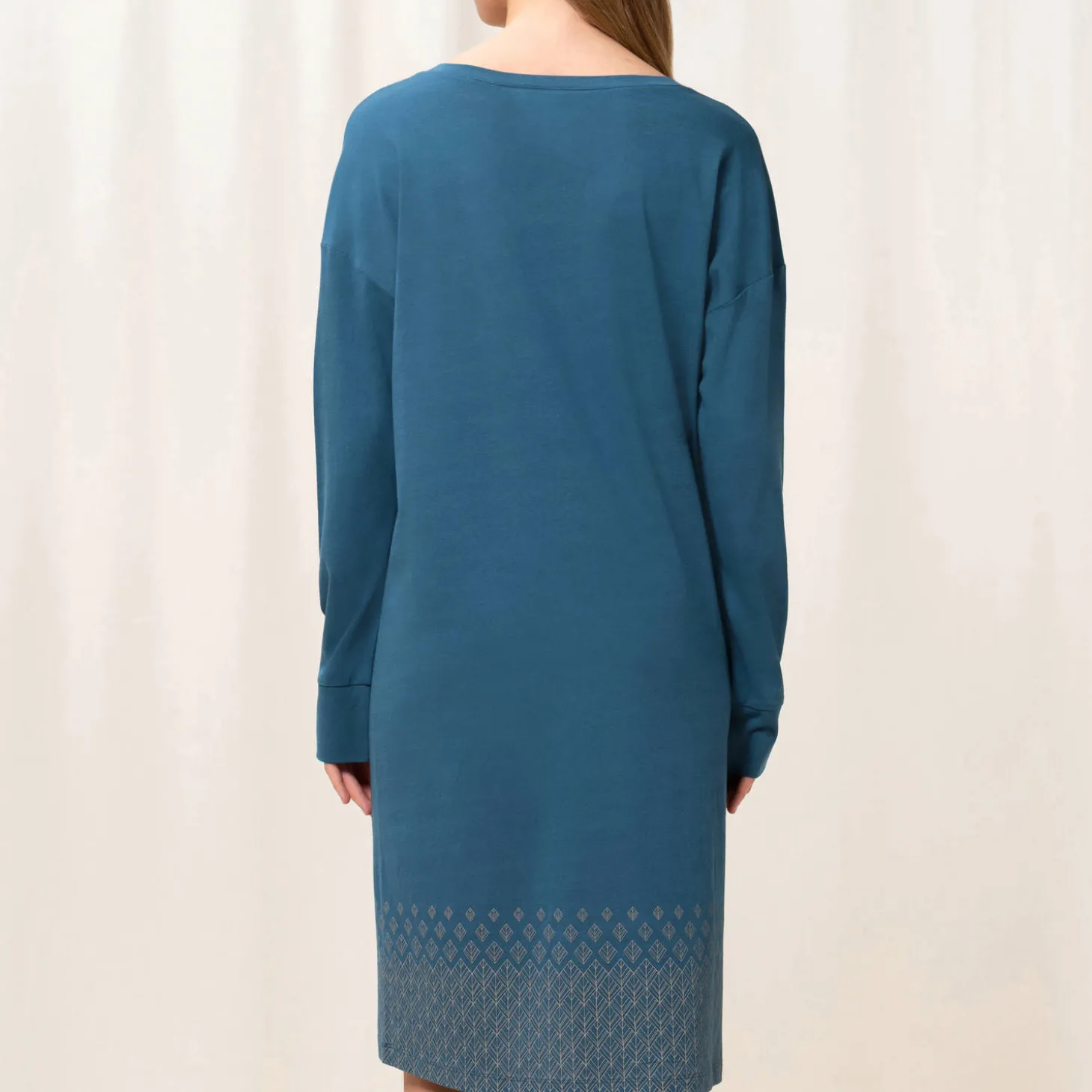 Chemise De Nuit Manches Longues Col V En Coton