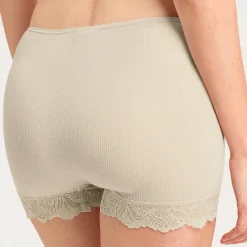 Short En Laine Et Soie