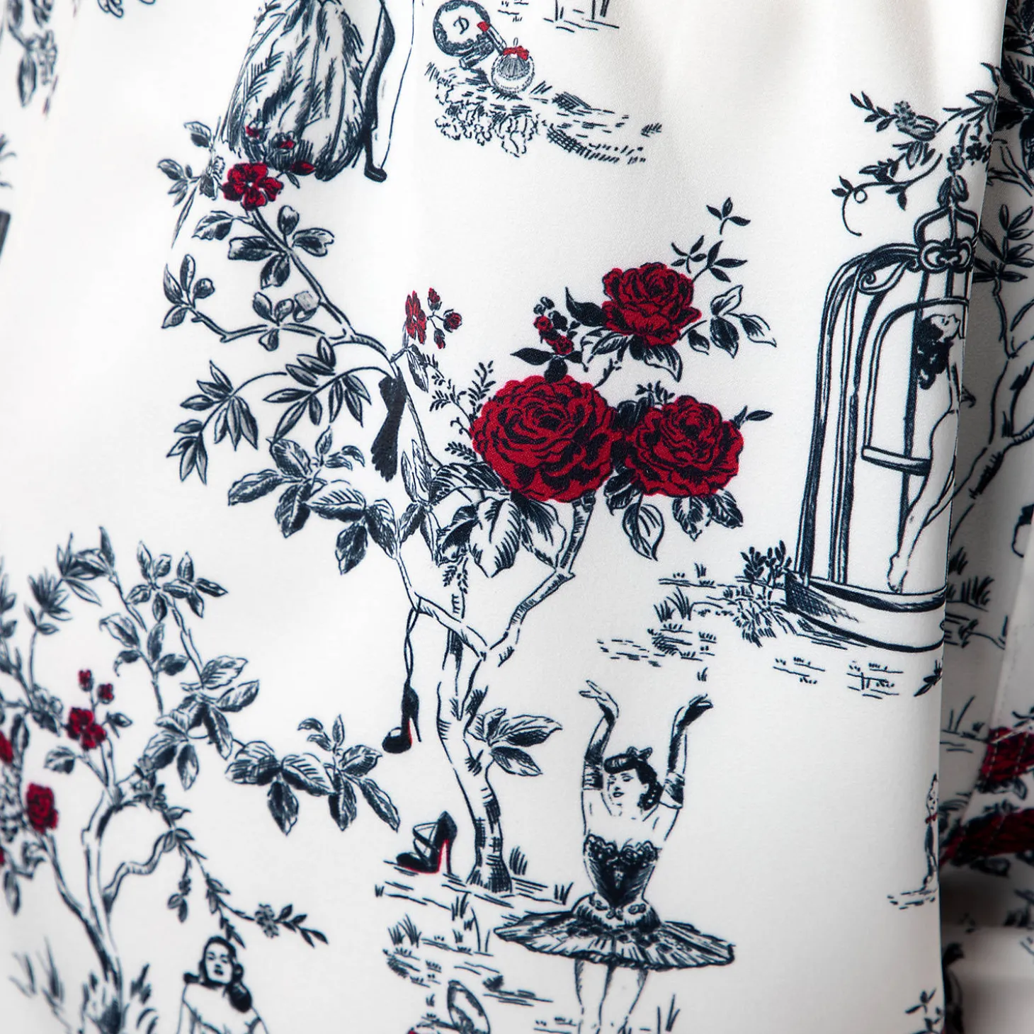 Short En Satin