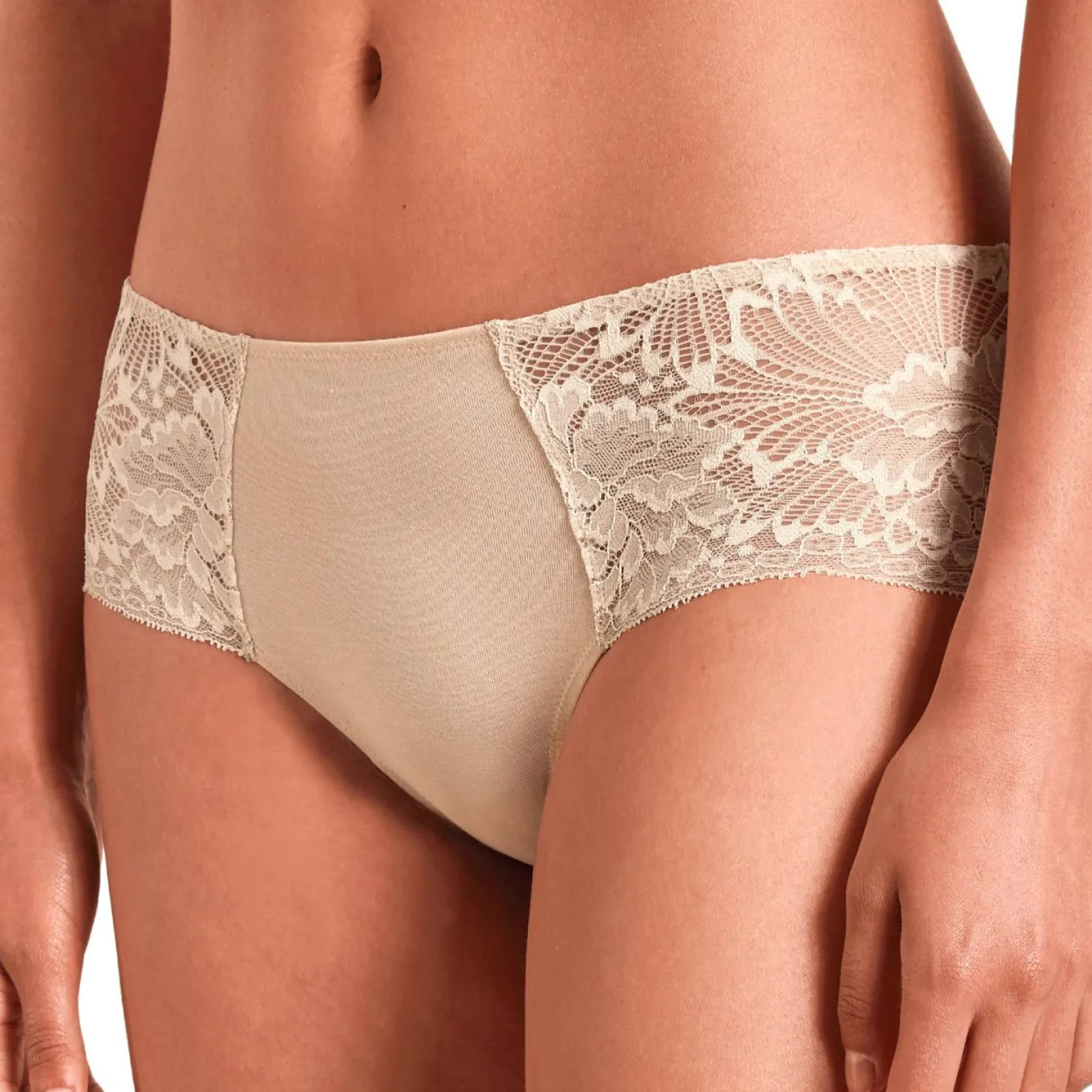 Shorty En Dentelle