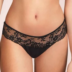Shorty String En Dentelle