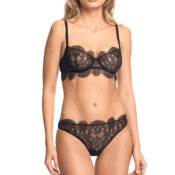 Slip Brésilien En Dentelle