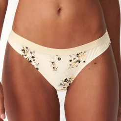 Slip Brésilien En Dentelle