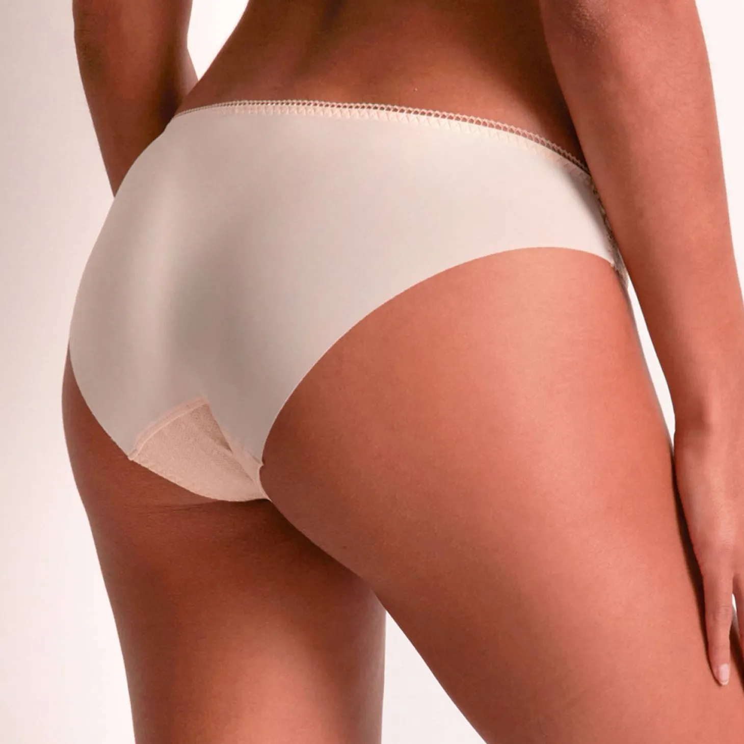 Slip Brésilien En Dentelle