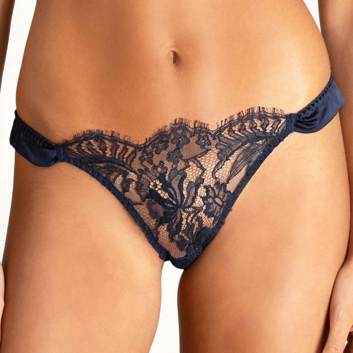 Slip Brésilien En Dentelle