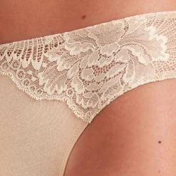 Slip En Dentelle