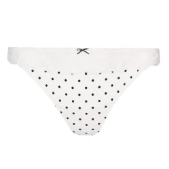 String Dentelle