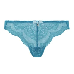 String En Dentelle