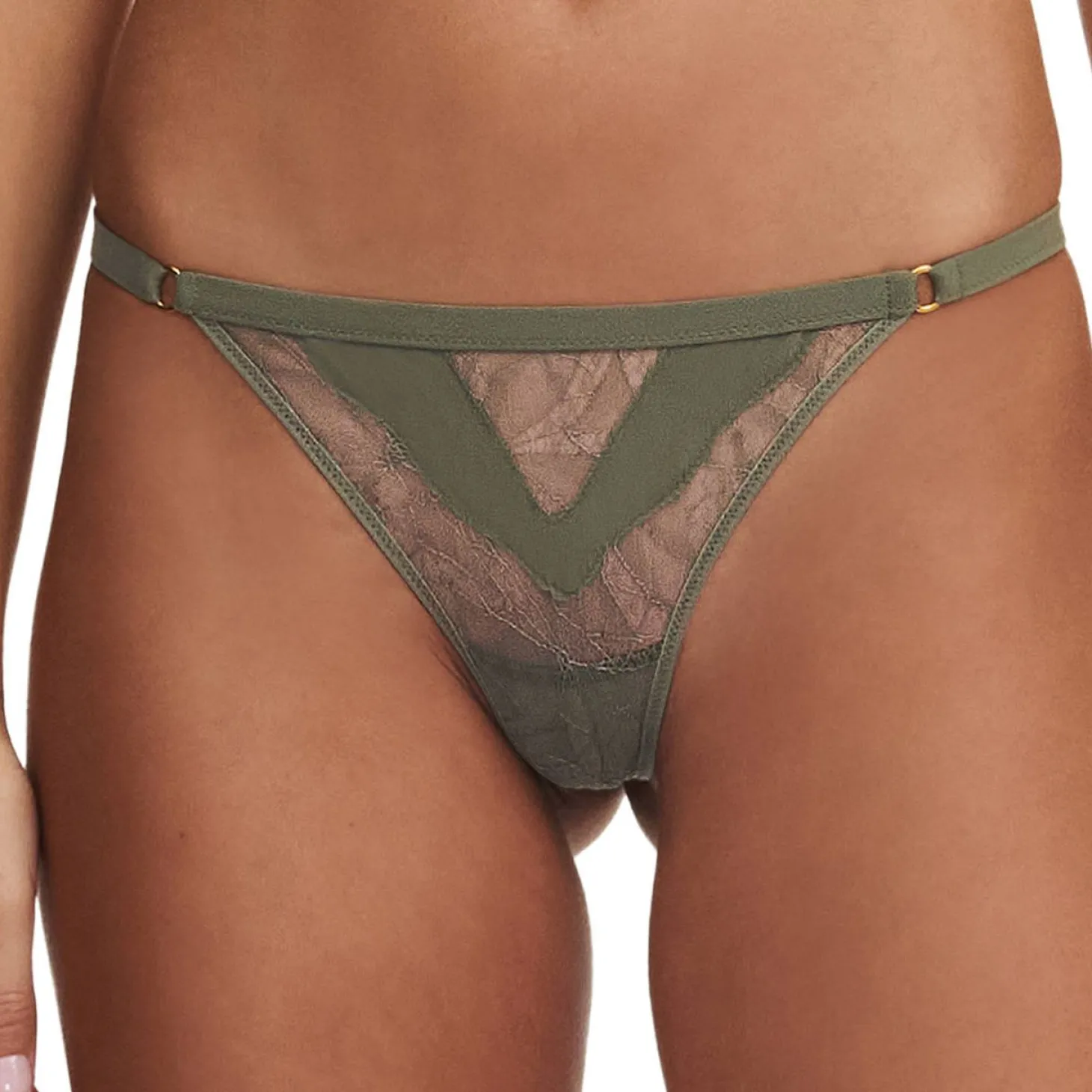 String En Dentelle