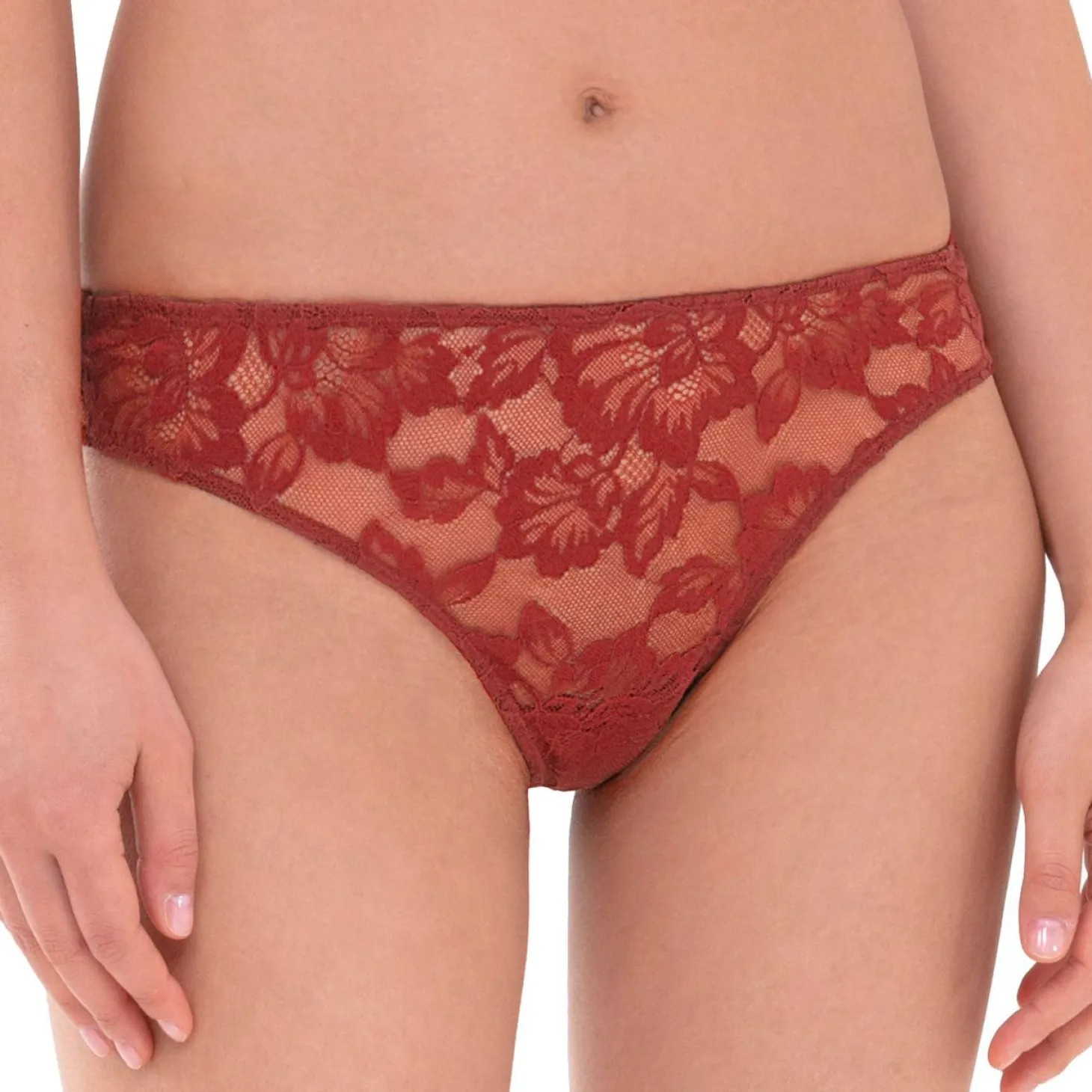 String En Dentelle