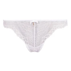 String En Dentelle