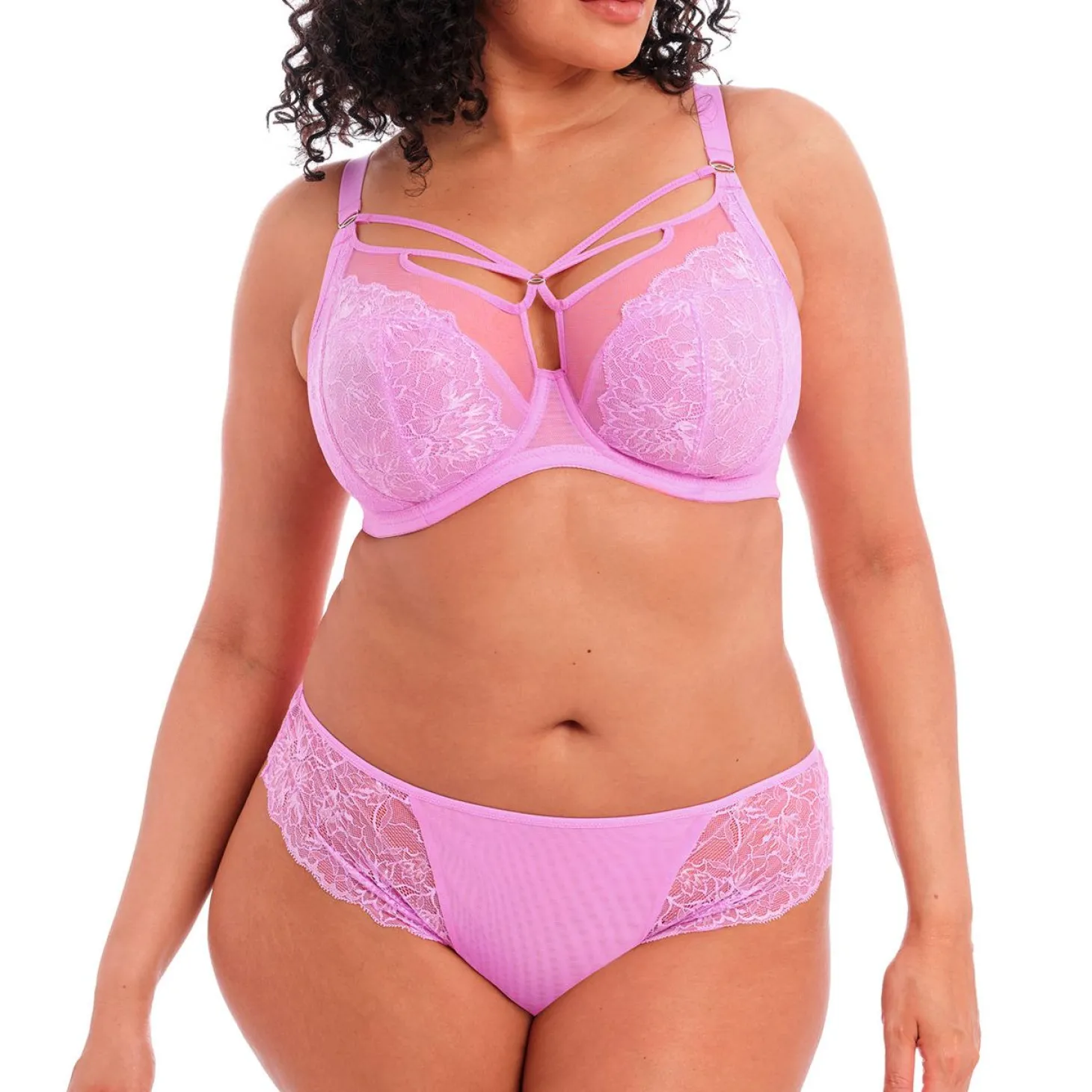 String En Dentelle