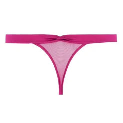 String En Dentelle