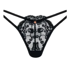 String En Dentelle