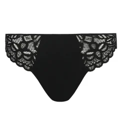 String En Dentelle