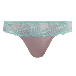 String En Dentelle