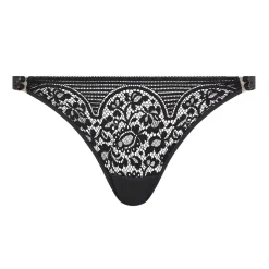 String En Dentelle
