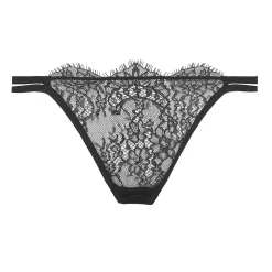 String En Dentelle