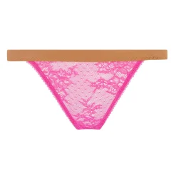 String Linda En Dentelle