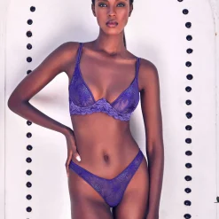 String Luxueux En Dentelle