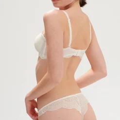 Tanga En Dentelle