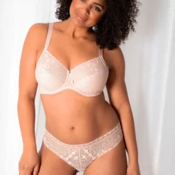 Tanga En Dentelle