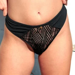 Tanga En Dentelle